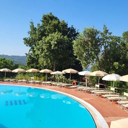 Le Tegole Hotel apartamentowy Riparbella