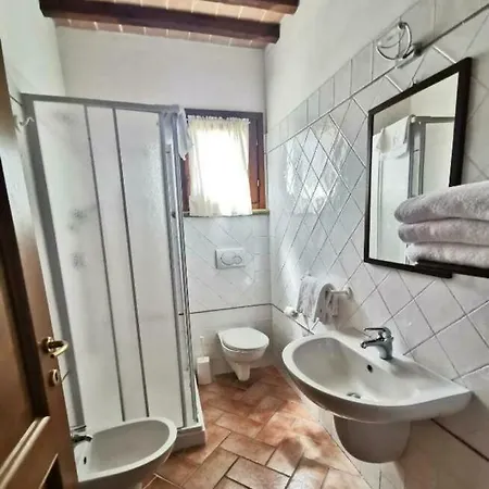 Le Tegole 4* Riparbella